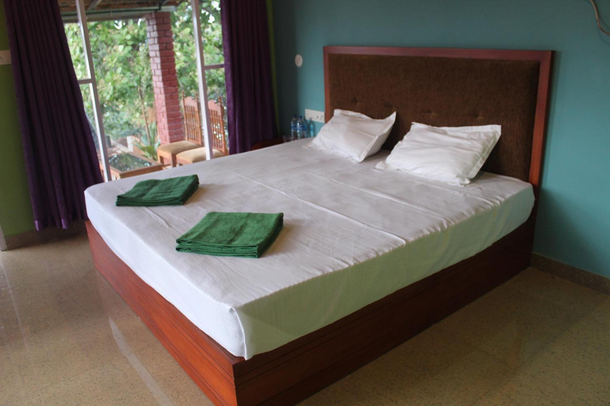 Green Miles Resort Varkala Bagian luar foto